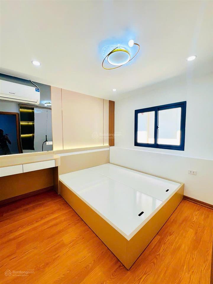 Chính chủ bán căn hộ phùng hưng, hoàn kiếm, tầng 2, 70m2 2pn ở luôn giá 4,3 tỷ
