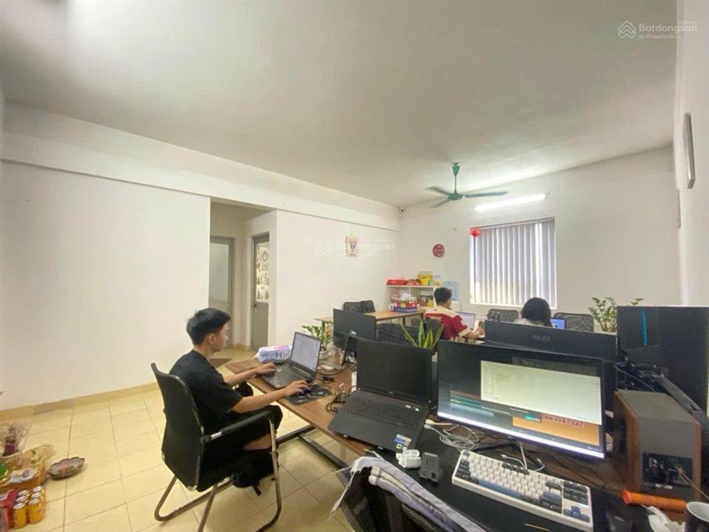 Chỉ 4,39 tỷ căn hộ tòa b6b nam trung yên, cầu giấy, lô góc, tầng trung 68m2 2pn 2wc ở ngay