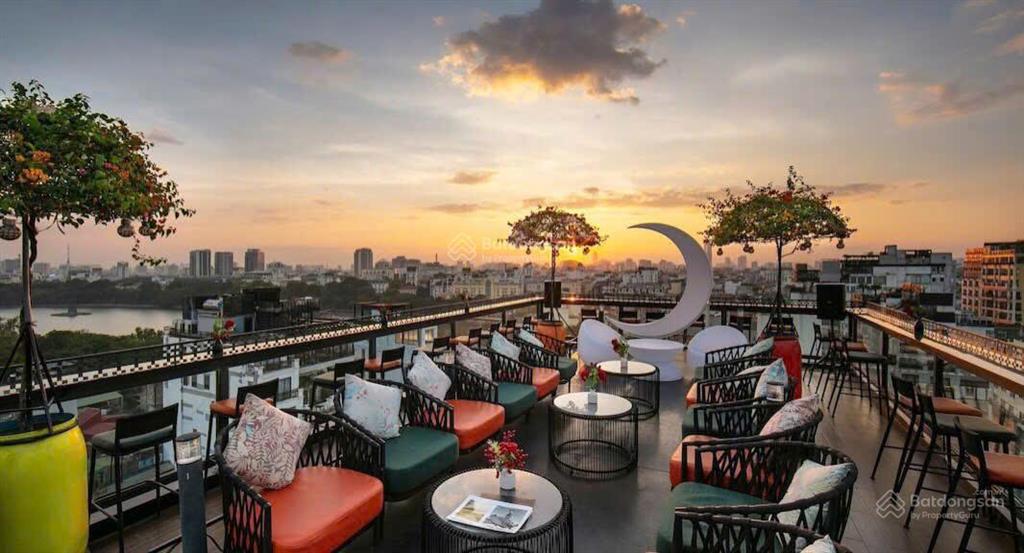 Mặt phố gia ngư, cầu gỗ, hoàn kiếm, view hồ gươm, dt 80m2 , 5 tầng , giá 59 tỷ