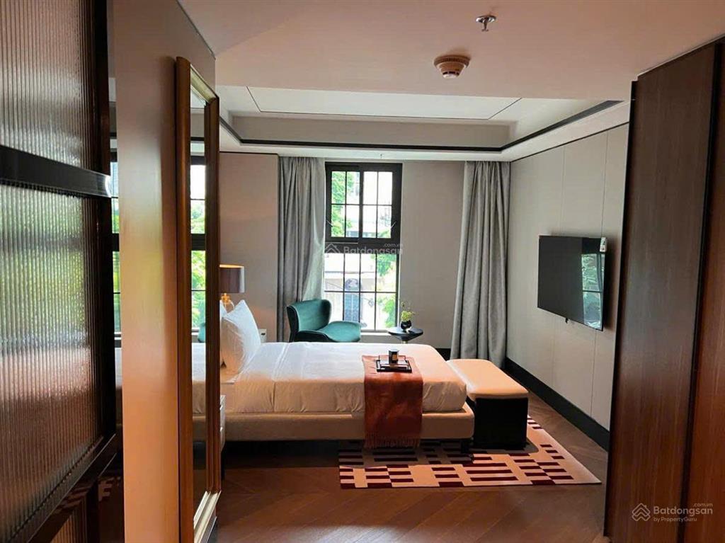 Mặt phố gia ngư, cầu gỗ, hoàn kiếm, view hồ gươm, dt 80m2 , 5 tầng , giá 59 tỷ