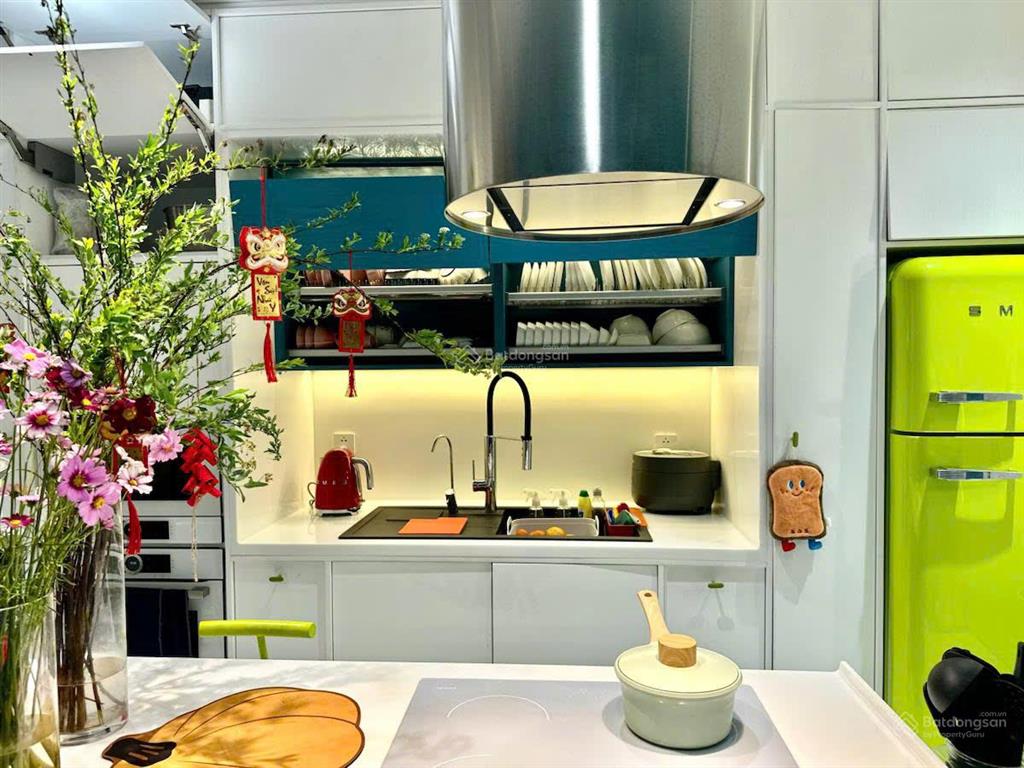 Chỉ 5,35 tỷ chung cư ct2a hoàng cầu, đống đa, có slot ô tô, view hồ, 64m2 2pn ở ngay