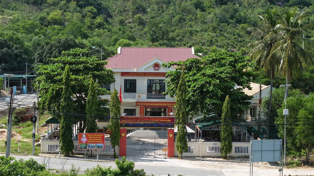 Chủ gửi bán 600 mét có thổ cư ngay vịnh cam ranh sát bên dự án vinhomes cam ranh giá 3 tỷ