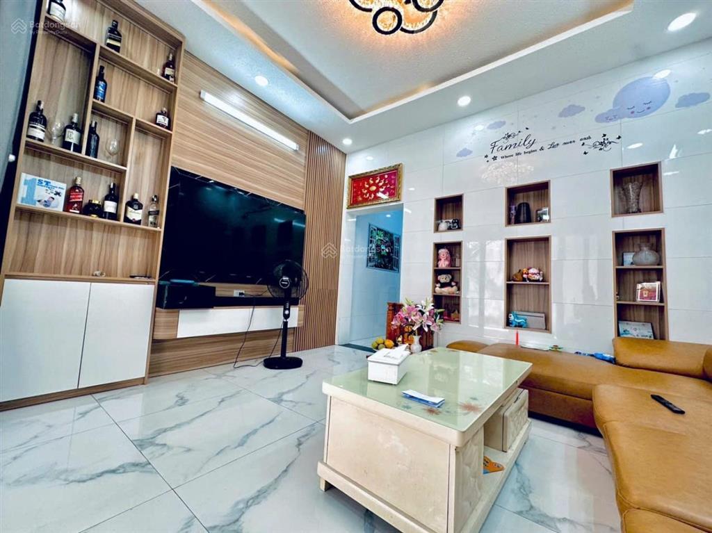 Rẻ đẹp, nhà quang trung, 48m2, 2 tầng full đồ, 4.25 tỷ tl