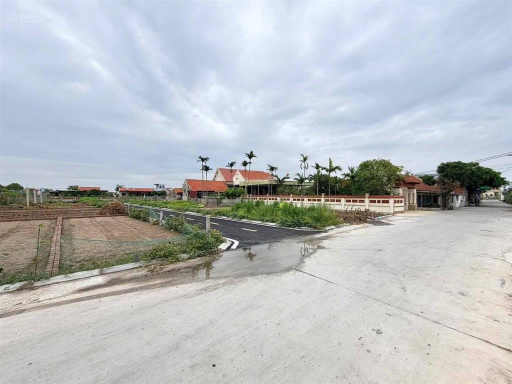 Chính chủ bán đất view biển ô tô tránh  kinh doanh
