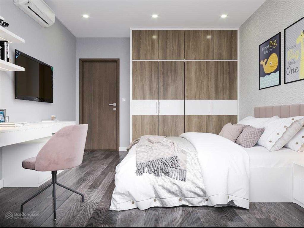 Chính chủ bán ch 2pn  2wc, dt 78m2, giá 6,8 tỷ, ban công đn, tòa roman plaza,  0523 681 ***