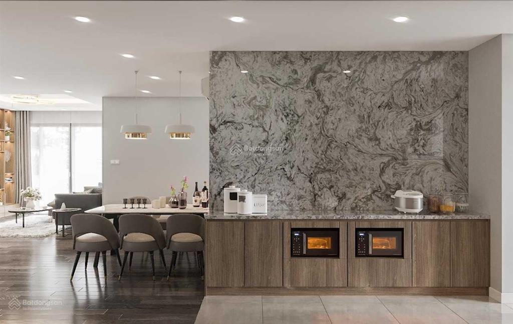 Chính chủ bán ch 2pn  2wc, dt 78m2, giá 6,8 tỷ, ban công đn, tòa roman plaza,  0523 681 ***