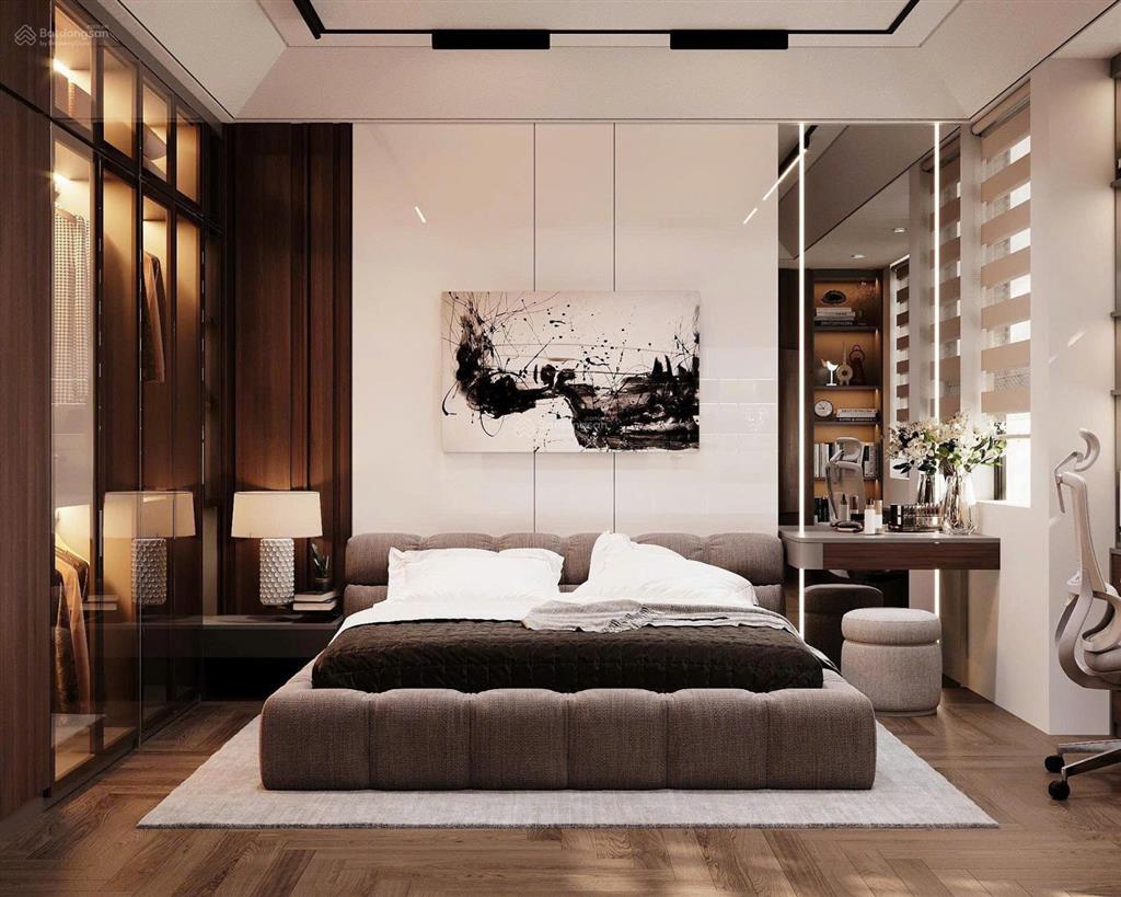 Tôi chính chủ bán ch 2pn2wc, dt 72m2, tòa rivera park 69 vũ trọng phụng, giá 7,8tỷ.  0523 681 ***