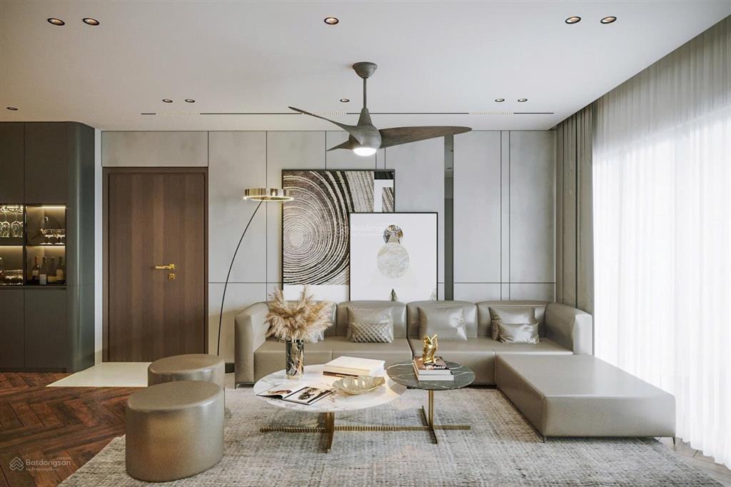 Gia đình bán ch 3pn  2wc, dt 106m2, ban công đn, tòa mhd trung văn, giá 9 tỷ,  0523 681 ***