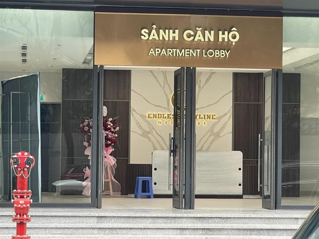 Bán căn hộ skyline westlake tây hồ, 3pn giá 125tr/m2. căn góc có 2 mặt thoáng,  0915 689 ***