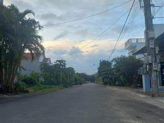 Đất full thổ cư tại phường bình kiến( an phútp tuy hòa cũ) 8m x 20m(160m)đường rộng 13m, giá 2,4tỷ