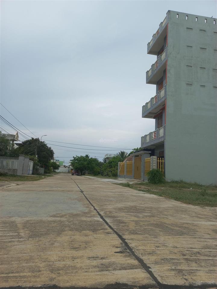 Đất thổ cư phú thọ hòa,hòa hiệp trung, thị xã đông hòa(cũ)6mx30m,đường rộng 12m,giá1,8tỷ 0394 805 ***