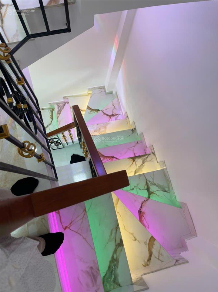 Nhà chính chủ 166/22a/6b hồ bá kiện, phường 15, quận 10