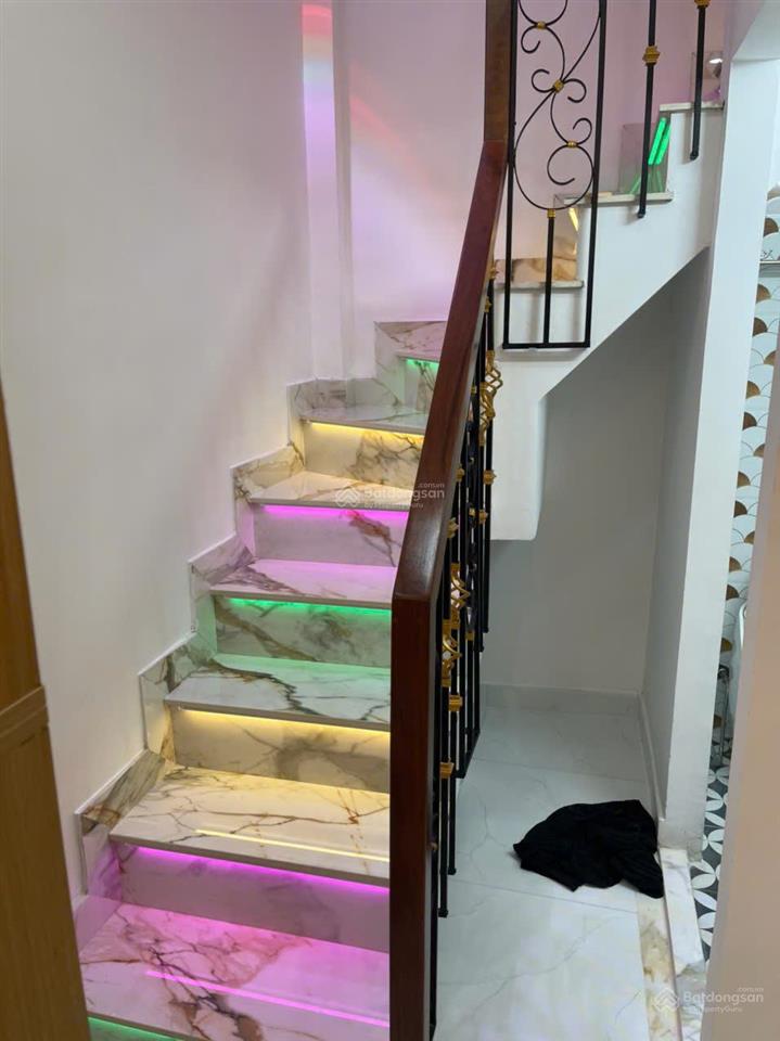 Nhà chính chủ 166/22a/6b hồ bá kiện, phường 15, quận 10