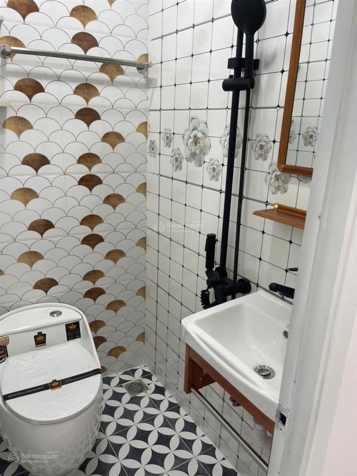 Nhà chính chủ 166/22a/6b hồ bá kiện, phường 15, quận 10