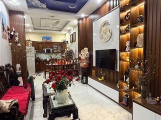 Trần đại nghĩa  trung tâm cụm đại học  nhà hiếm ngõ thông.