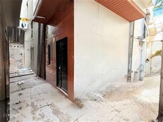 Nhà nhỏ  tiền gọn  chủ mới đón tết.