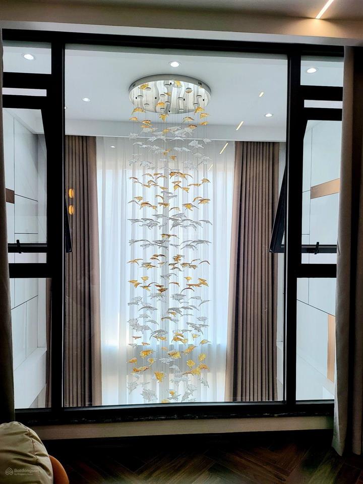 Nhà đẹp phân lô cán bộ quân đội long biên 7 tầng thang máy, ô tô tránh, giá nhỉnh 17 tỷ.