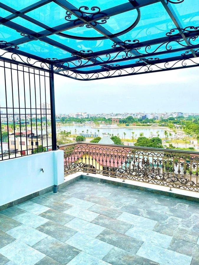 Bán nhà ngọc lâm  dt 55m2, 7 tầng  2 ô tô vào nhà  giá 24,5 tỷ.