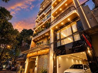 Bán nhà ngọc lâm  dt 55m2, 7 tầng  2 ô tô vào nhà  giá 24,5 tỷ.