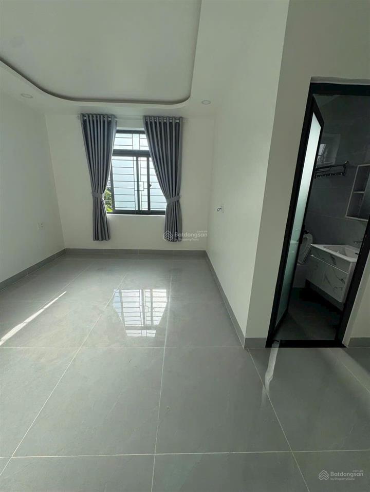 Cho thuê nhà mới xây đẹp kđt hà quang 2, nha trang