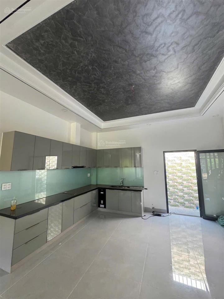 Cho thuê nhà mới xây đẹp kđt hà quang 2, nha trang