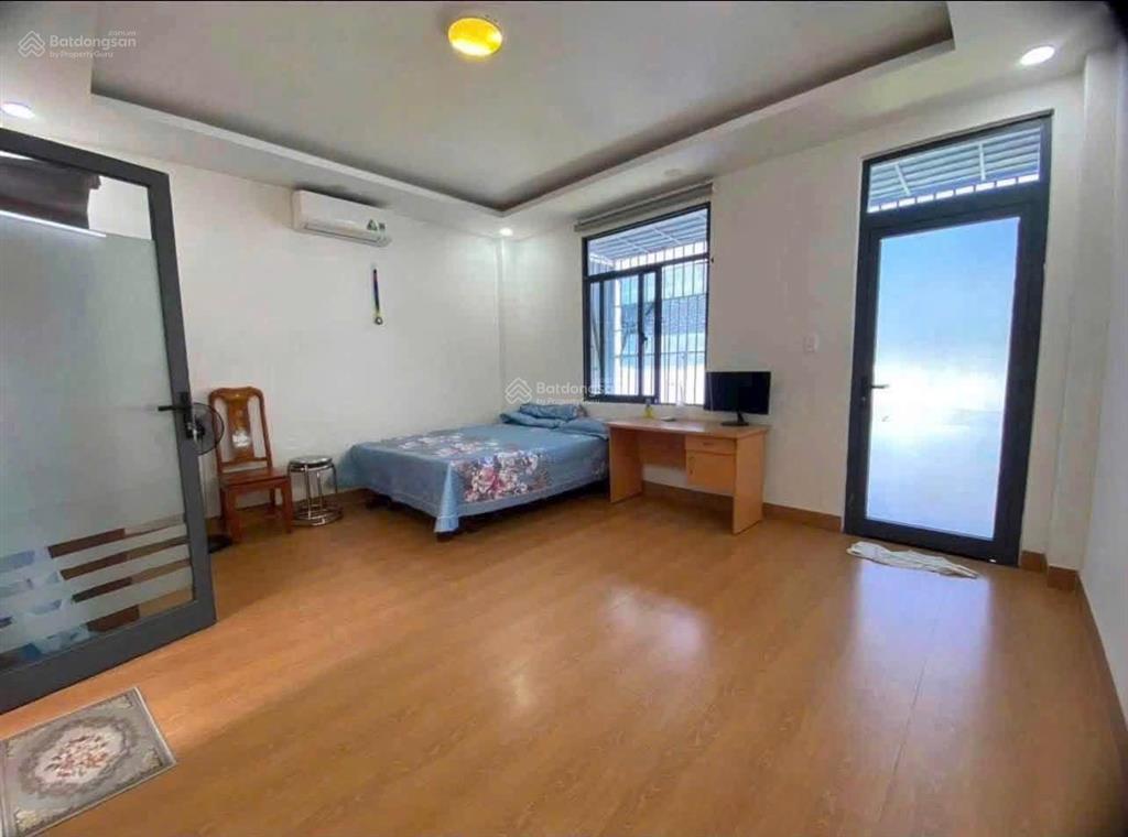Cho thuê nhà nguyên căn kđt hà quang 2
giá thuê 22tr/tháng (cọc 2 thanh toán 2 )