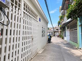 Chỉ 2,35 tỷ có ngay nhà trung tâm nha trang  ngang 6,4m hẻm ô tô, cách chợ đầm vài bước