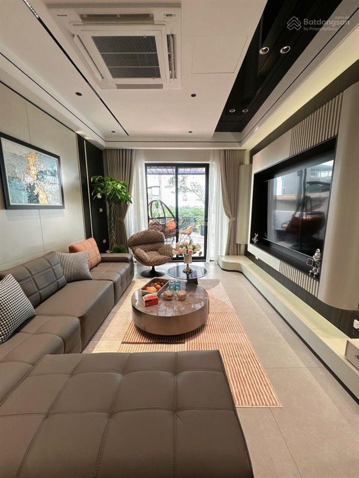 Chỉ nhỉnh 16 tỷ ( còn thương lượng ) phân lô quân đội lý sơn  long biên siêu phẩm 7 tần