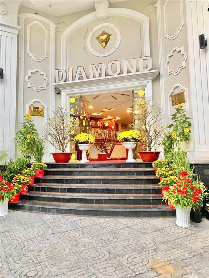 Bán khách sạn góc 2 mặt tiền dt 8,5x16m nhà 8 tầng  giá 46 tỷ cạnh nguyễn thị thập