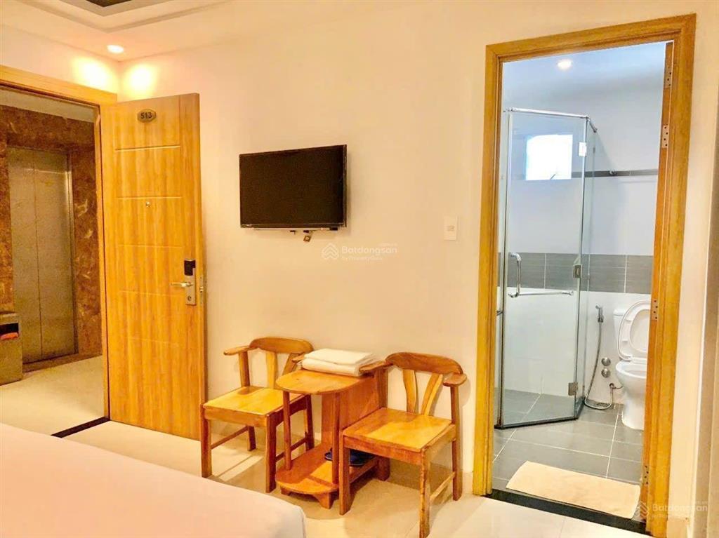 Bán khách sạn góc 2 mặt tiền dt 8,5x16m nhà 8 tầng  giá 46 tỷ cạnh nguyễn thị thập