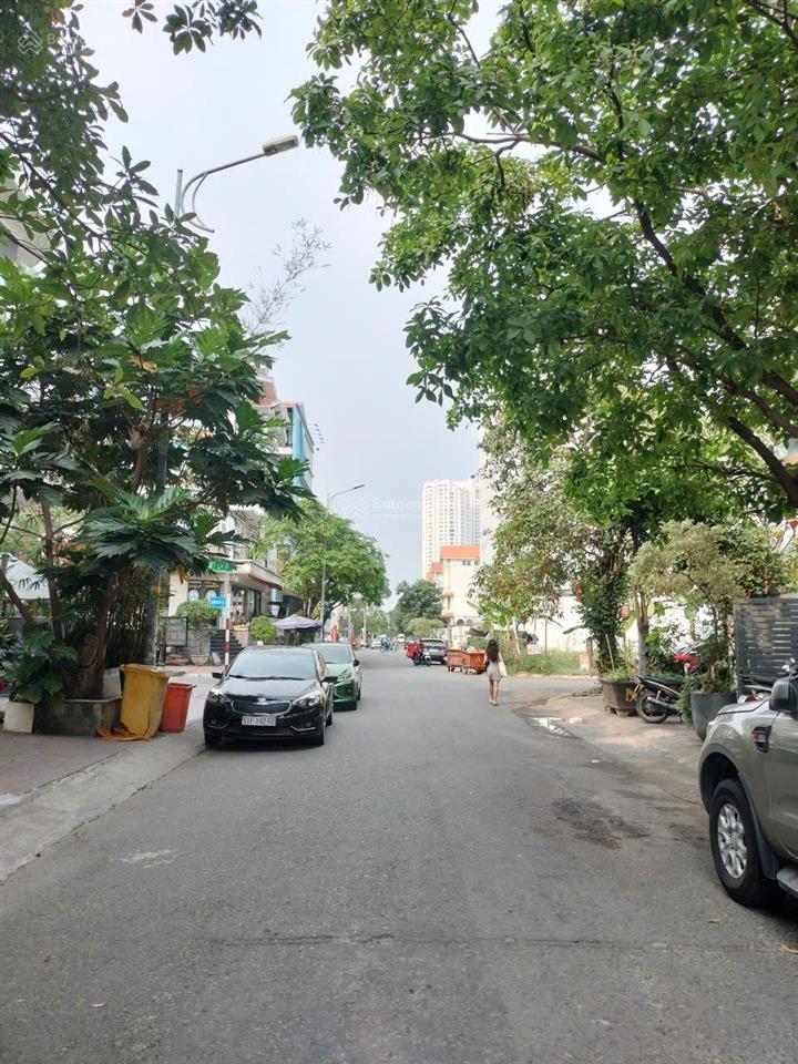 Bán nhà mặt tiền đường số khu himlam dt5x20 nhà 1 hầm 3lầu  giá  26,9 tỷ cạnh trung tâm lotte