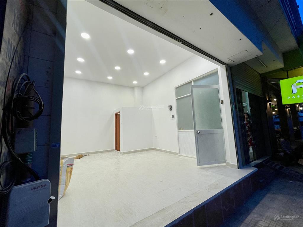 Cho thuê mặt bằng kinh doanh tại quận 5 khu chợ lớn sầm uất