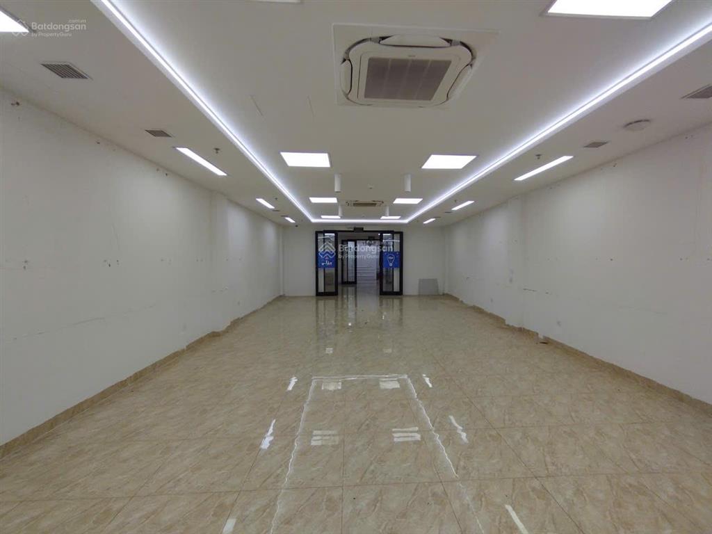 Cho thuê tòa nhà văn phòng trên đường lê đức thọ, mỹ đình, nam từ liêm, hà nội. dt 165m2, mt7m, 8t