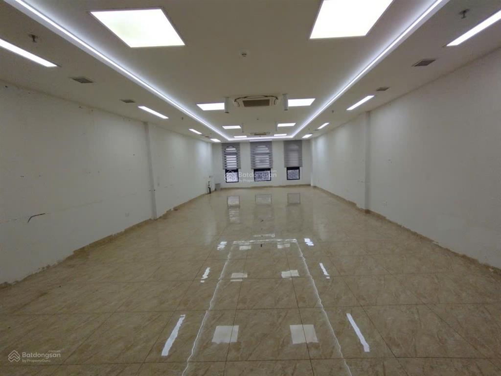 Cho thuê tòa nhà văn phòng trên đường lê đức thọ, mỹ đình, nam từ liêm, hà nội. dt 165m2, mt7m, 8t