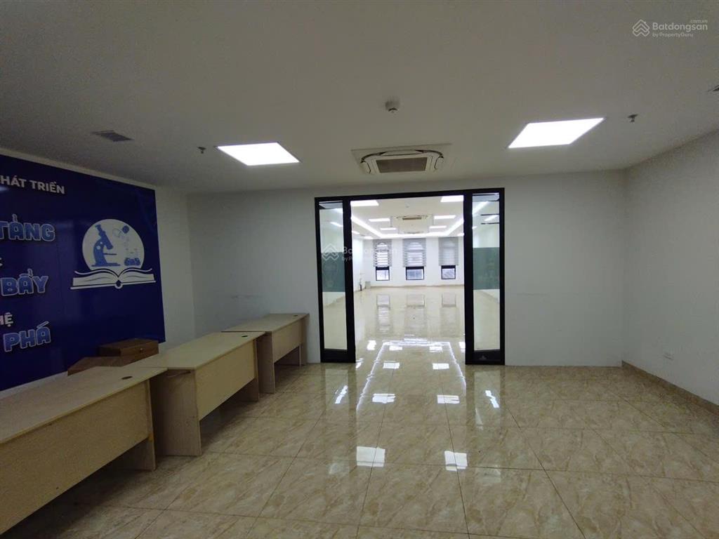 Cho thuê tòa nhà văn phòng trên đường lê đức thọ, mỹ đình, nam từ liêm, hà nội. dt 165m2, mt7m, 8t