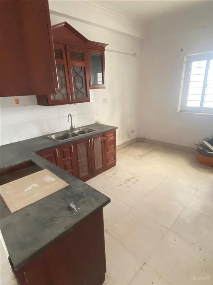 Cho thuê nhà mặt phố nguyễn xiển, thanh xuân, tp hà nội. dt 80 m2 x 7t, mt 5m, nhà đẹp, thang máy