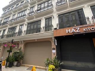 Cho thuê nhà trên đường mễ trì, mỹ đình, hà nội. dt 95m2x5t, mt 5m, thang máy, nhà đẹp, giá 65 tr.