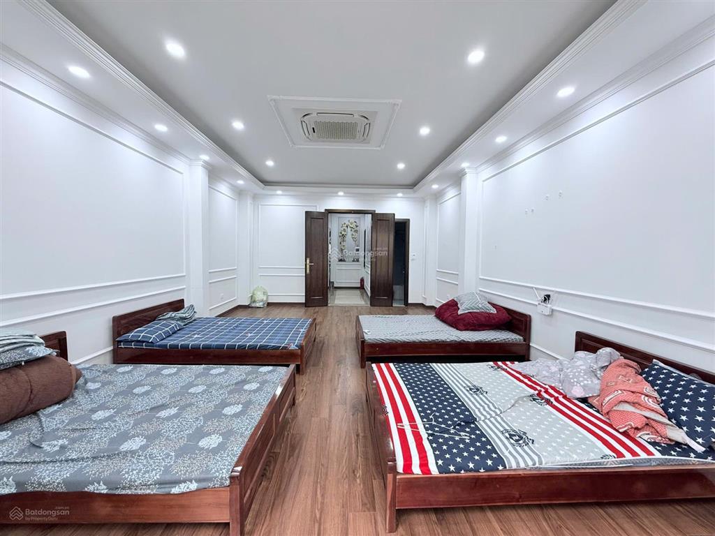 Cho thuê nhà ở phạm tuấn tài, cầu giấy, hà nội. dt 60m2x6t, mt 5m, thông sàn, có thang máy. giá 35t