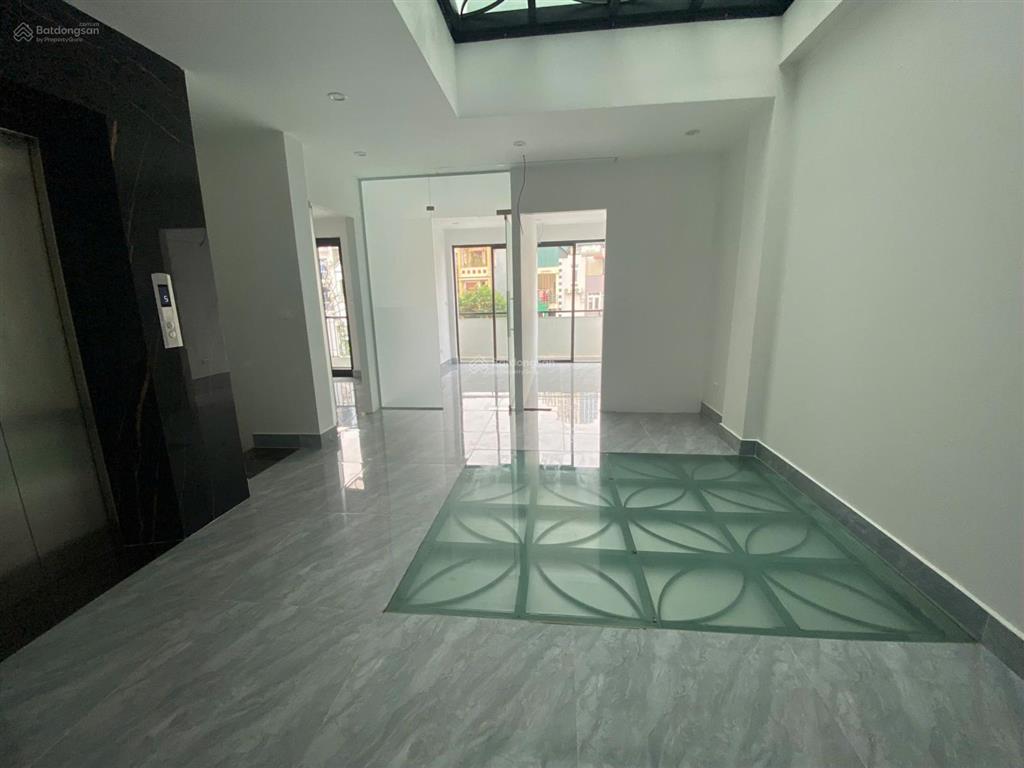 Cho thuê liền kề ở hoàng thành villas, mỗ lao, hà đông, hà nội. dt 120m2x5t, mt 7m. thang máy. 50tr