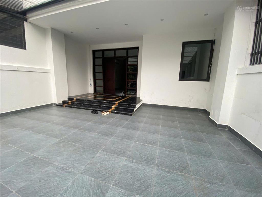 Cho thuê liền kề ở hoàng thành villas, mỗ lao, hà đông, hà nội. dt 120m2x5t, mt 7m. thang máy. 50tr
