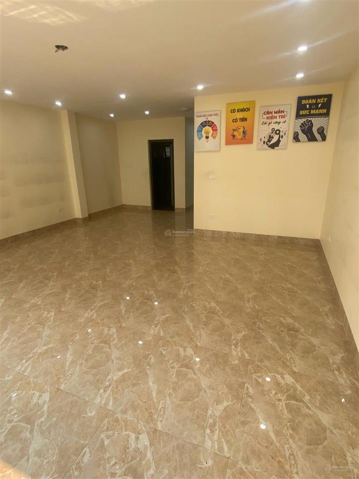 Cho thuê liền kề ở roman, tố hữu, nam từ liêm, hà nội. dt 95m2x6t, mt 6m. nhà đẹp,thang máy,giá 45t