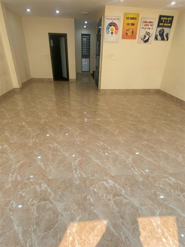 Cho thuê liền kề ở roman, tố hữu, nam từ liêm, hà nội. dt 95m2x6t, mt 6m. nhà đẹp,thang máy,giá 45t