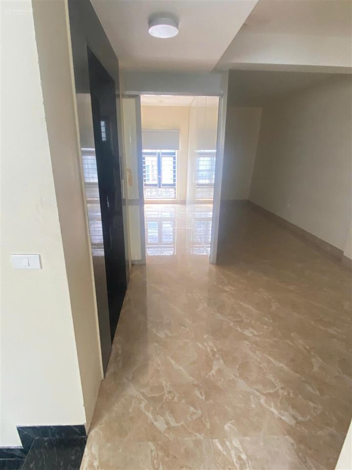 Cho thuê liền kề ở roman, tố hữu, nam từ liêm, hà nội. dt 95m2x6t, mt 6m. nhà đẹp,thang máy,giá 45t