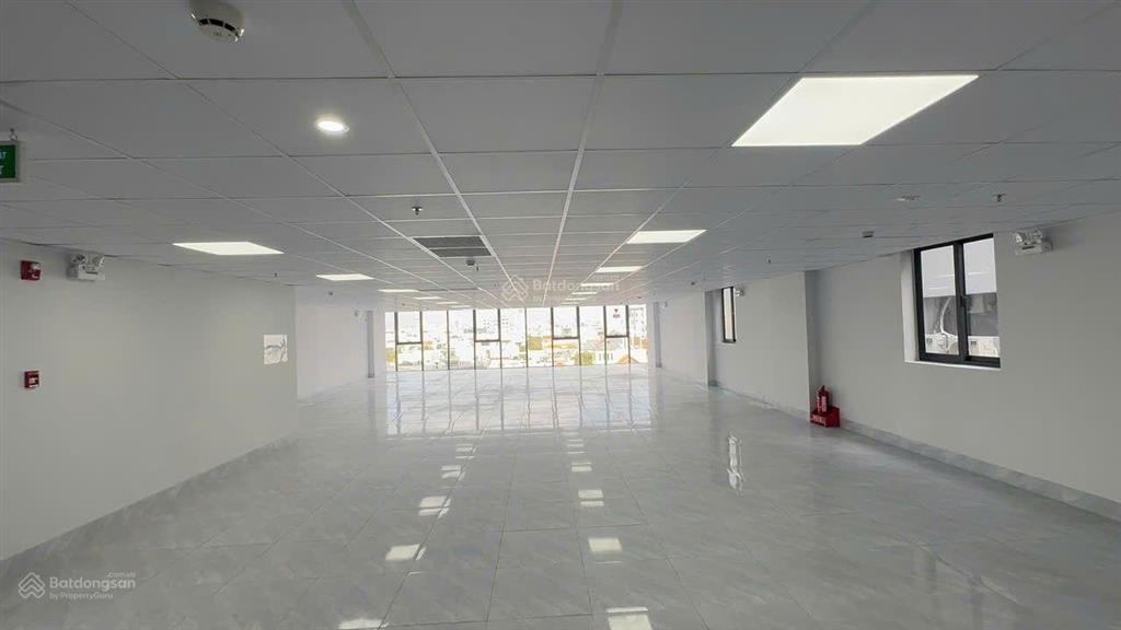 Văn phòng đường xô viết nghệ tĩnh, diện tích 200m2, giá 220.000/m2/tháng