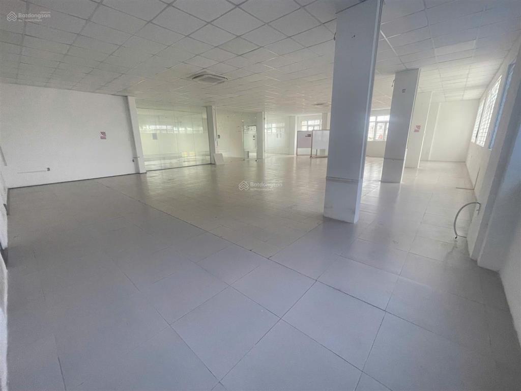 Văn phòng đường lê lợi, diện tích 320m2, giá 50tr/tháng