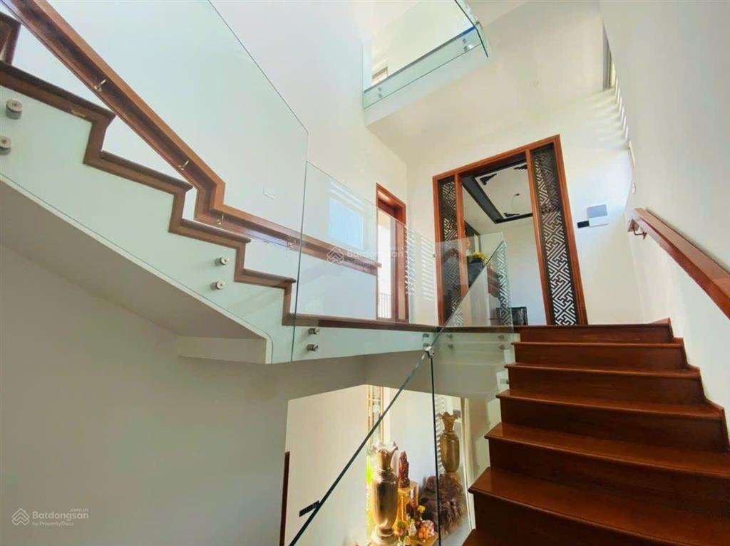 Biệt thự cho thuê tại ngũ hành sơn, diện tích 300m2