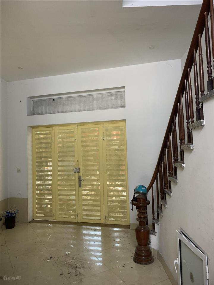 Cho thuê nhà mặt phố 171 xã đàn, dt 60m2x5tầng, mt 4,7m vị trí đẹp làm vp, cửa hàng  0983 103 ***