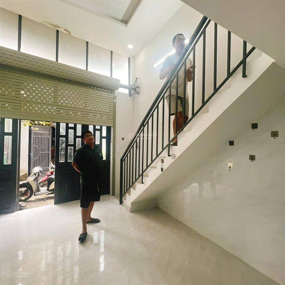 Bán nhà shc 2 căn 1 sổ phường thới an tphcm
