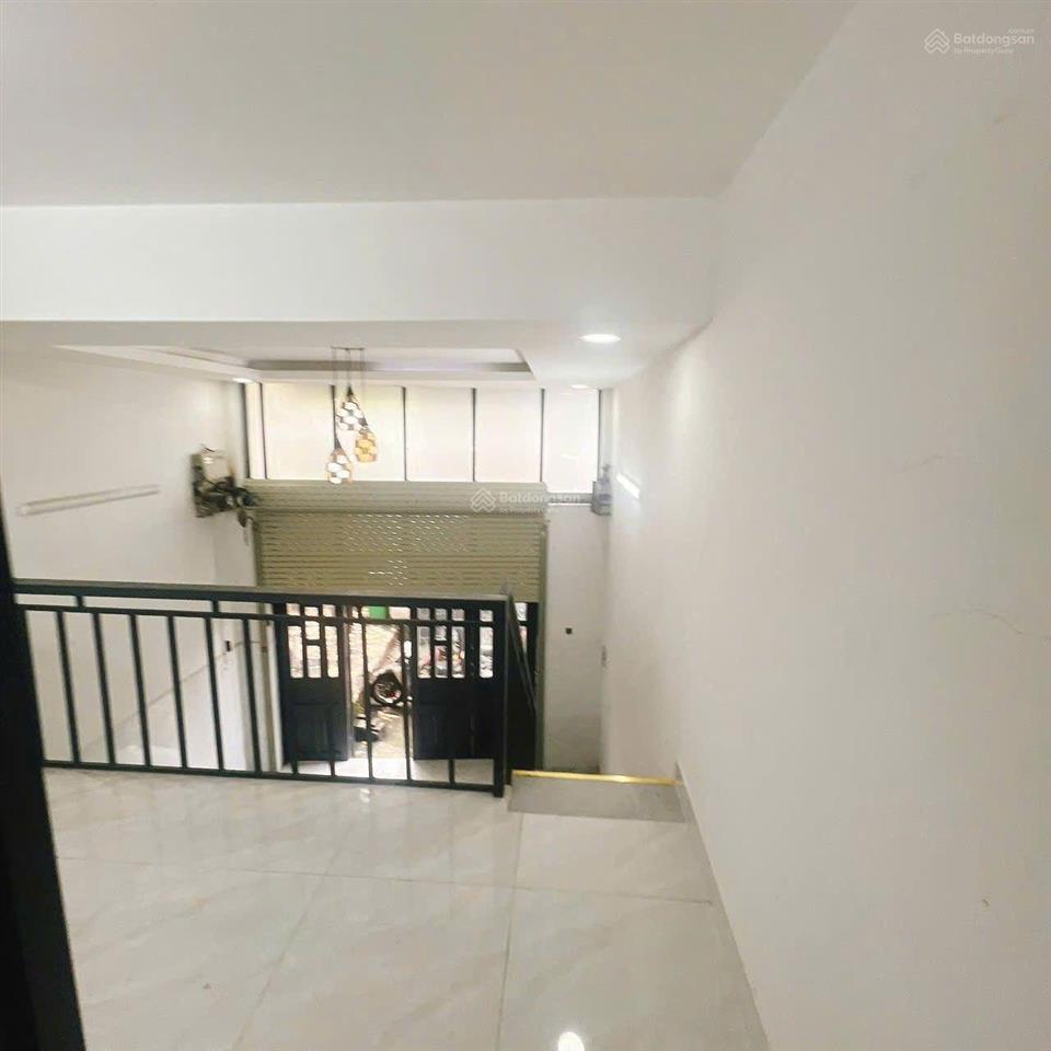 Bán nhà shc 2 căn 1 sổ phường thới an tphcm