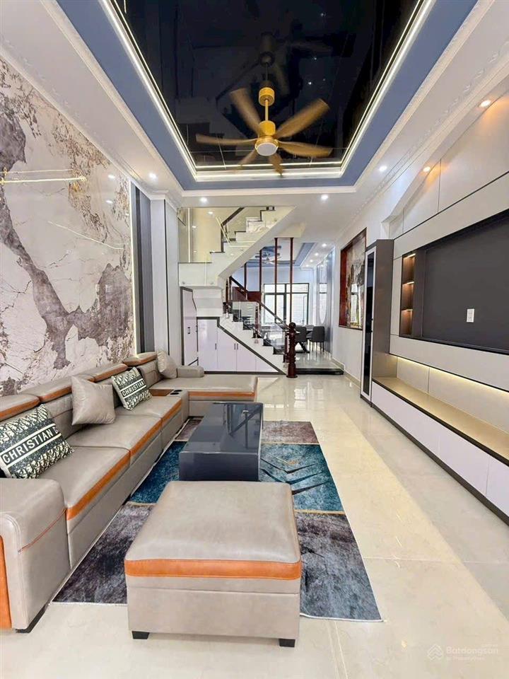 Nhà bán shr tx33 phường thạnh xuân cũ